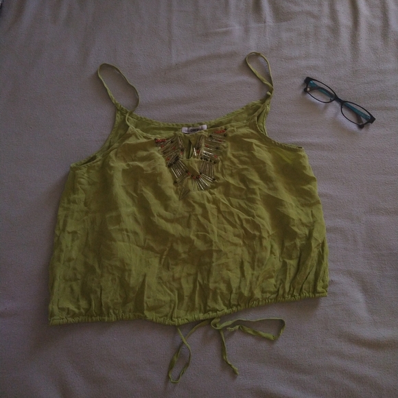 Pretty top - Picture 3 of 4